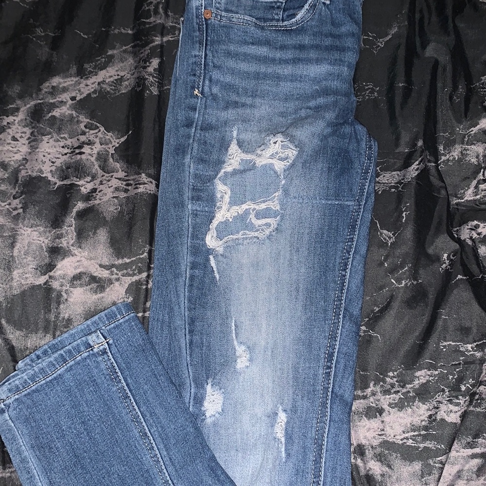Ripped jeans. Size:5/26